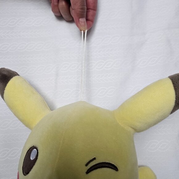 "Banpresto" Pikachu with Mochi Pokemon Tea Party Japanese Sweets Collection - Picture 9 of 9